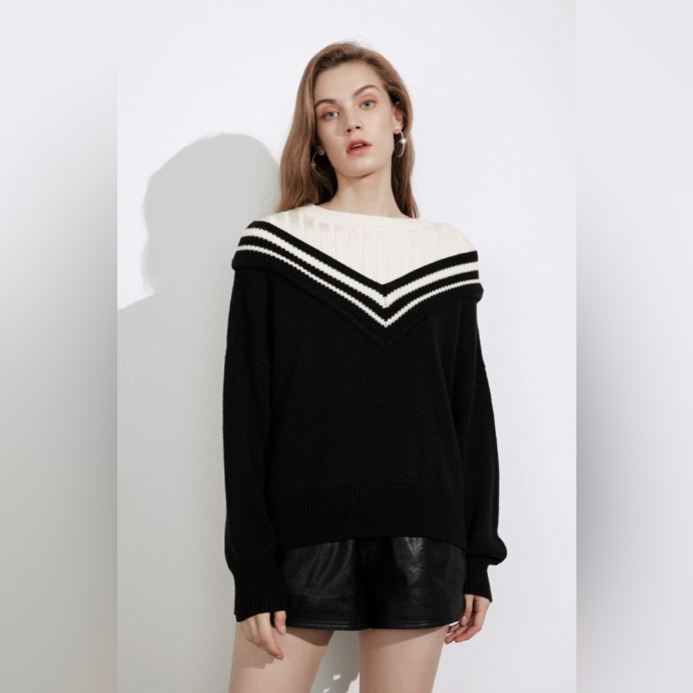 Jing Varsity Black Mixed Sweater, size S/M, mint condition